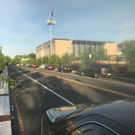 Steps To Convention Center, Downtown Dc, And Metro Station: Private And Comfortable Bedroom/Bathroom Ουάσινγκτον Εξωτερικό φωτογραφία